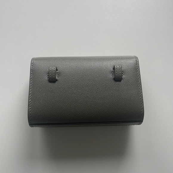 YSL Yves Saint Laurent Belt Bag in Olive Green - Picture 6 of 9